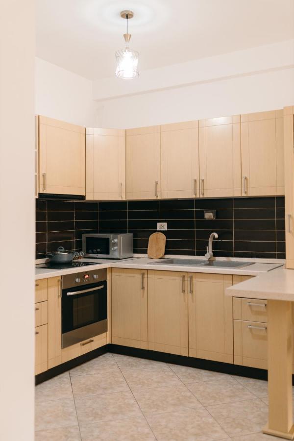 Rs Place 1-Bedroom Apartment Tirana Buitenkant foto