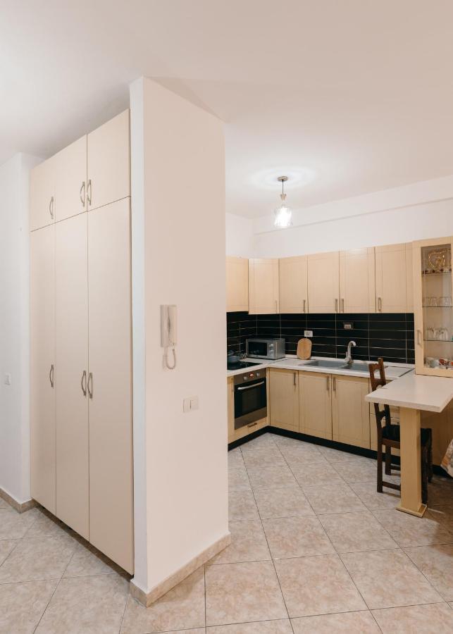 Rs Place 1-Bedroom Apartment Tirana Buitenkant foto