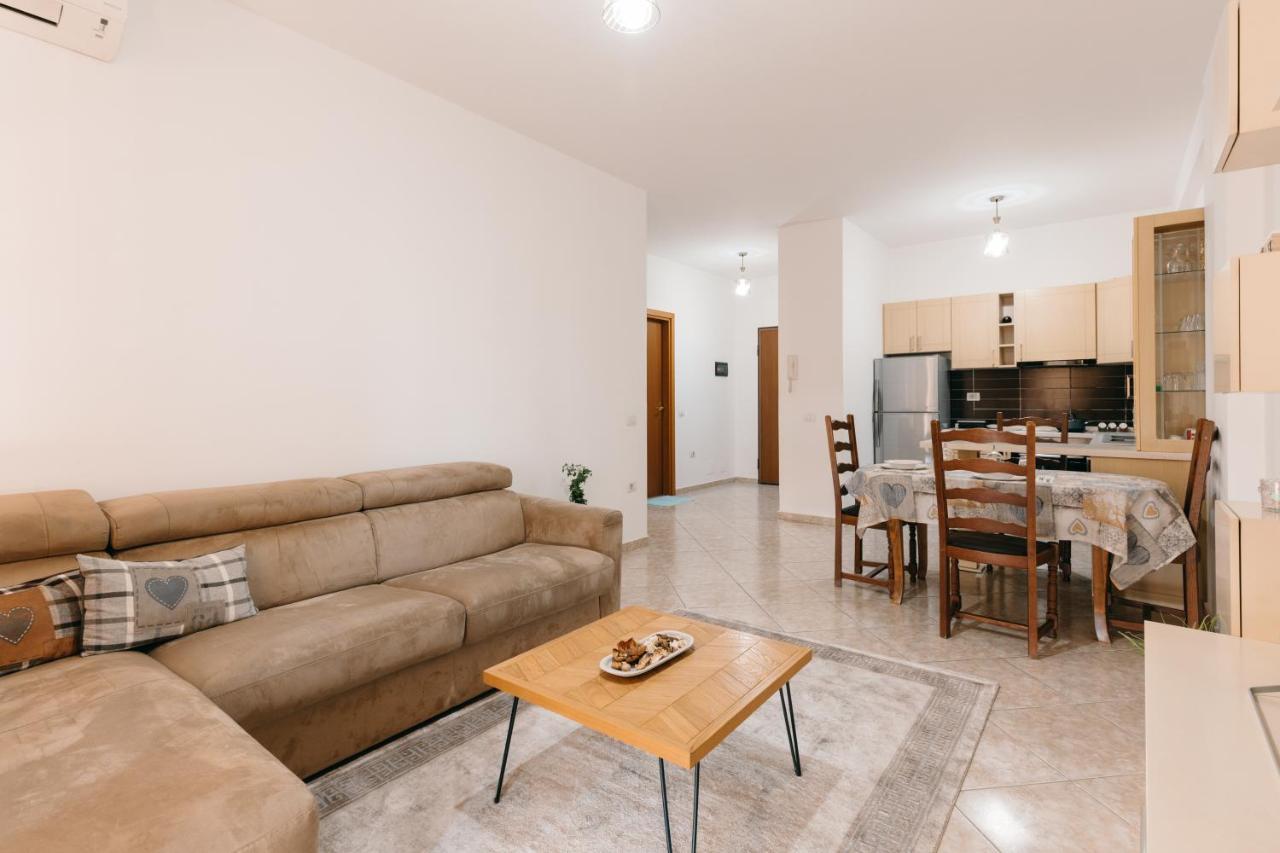 Rs Place 1-Bedroom Apartment Tirana Buitenkant foto